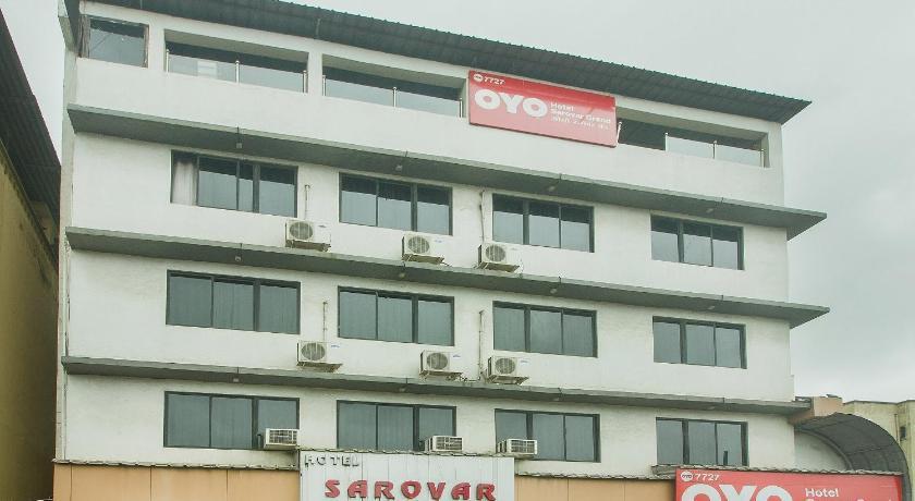 Oyo Hotel Sarovar Grand Kalamboli Exteriér fotografie